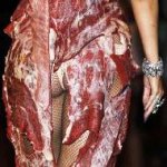Saiba como Foi Feito o Vestido de Carne de Lady GaGa Saiba como Foi Feito o Vestido de Carne de Lady GaGa