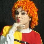 Francine Piaia, ex-BBB, com Visual Emília