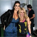 Ivete Sangalo e Shakira Cantarão Juntas no Carnaval