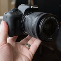 Câmera Digital Canon SL1 a Menor DSLR do Mundo