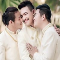 Três Homens se Casam no Primeiro Casamento Gay do Tipo em Todo o Mundo