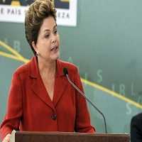 Dilma Pisa no Tomate ao Falar do Pronatec
