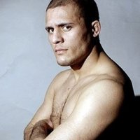 Afegão Nocauteia Policial do Bope e Vira Sensação do UFC