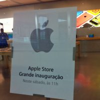 Ã‰ Inaugurada a Primeira Loja Oficial da Apple no Brasil