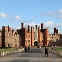 Visitando Hampton Court Palace Perto de Londres na Inglaterra