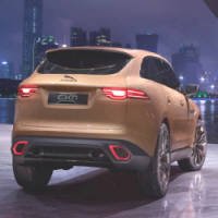Jaguar Prepara Lançamento de Crossover Para 2016