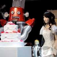 Japão Realiza o Primeiro Casamento Entre Robôs