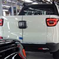 Fiat Toro Aparece de 'Cara Limpa' na FÃ¡brica