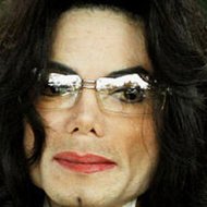 Famosos Negam Convite para Tributo a Michael Jackson