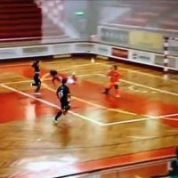 Jogadora Portuguesa Faz Gol 'A La FalcÃ£o'