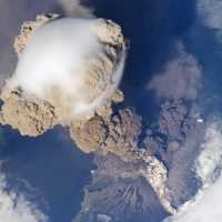 NASA Captura Erupção Vulcânica a Partir do Espaço
