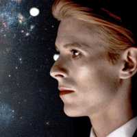 David Bowie - Uma Homenagem Perfeita Para uma Estrela de Outro Mundo