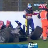 Bruno Senna Sai Cambaleando Após Bater Forte Com Carro