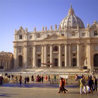 Visitando a Basílica de São Pedro no Vaticano