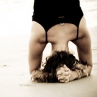 Como o Yoga Pode Ajudar no Crescimento Capilar?