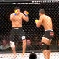 Nocaute de MMA Com Golpes de Capoeira