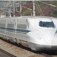 Trem-Bala - Shinkansen Atinge 330 QuilÃ´metros por Hora