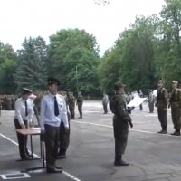 Convidado Ilustre em Cerimônia Militar